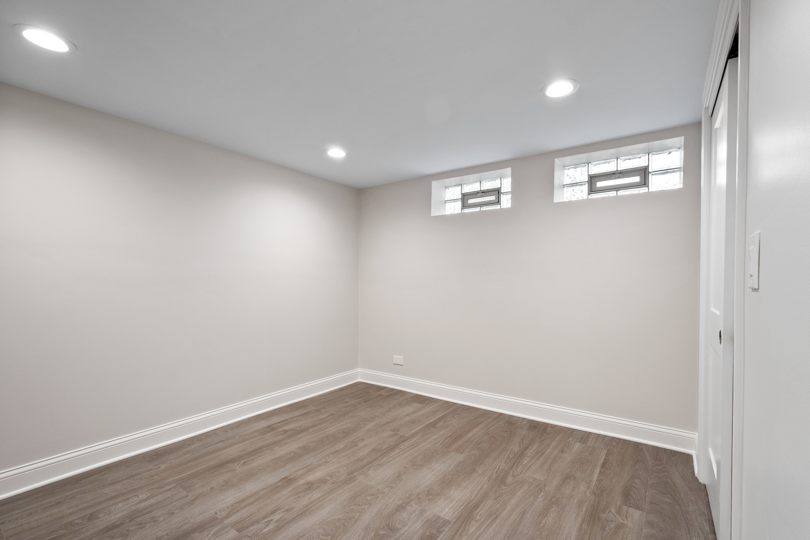 2734 West Fargo Avenue Chicago IL 60645
