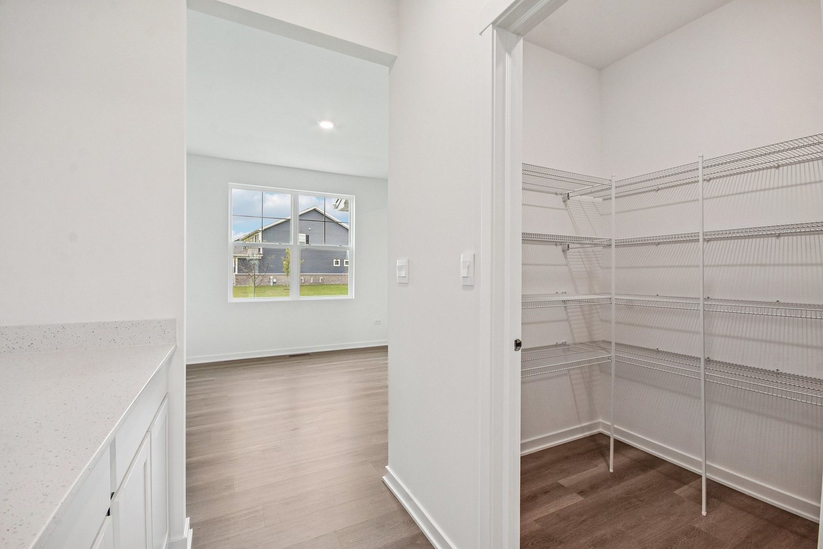 1874 Keating Drive Aurora IL 60503