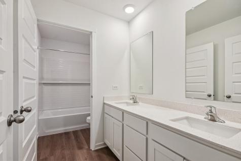 1874 Keating Drive Aurora IL 60503