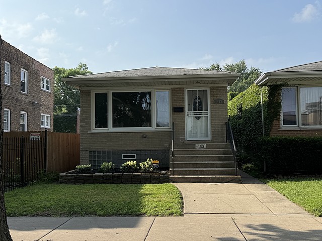653 East 87th Place Chicago IL 60619