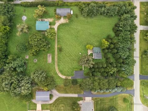 12266 North Grove Road Sycamore IL 60178