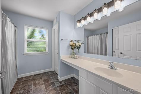 406 Mooresfield Street Elgin IL 60124
