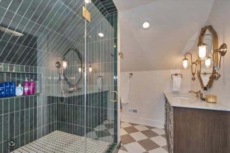 10516 South Seeley Avenue Chicago IL 60643