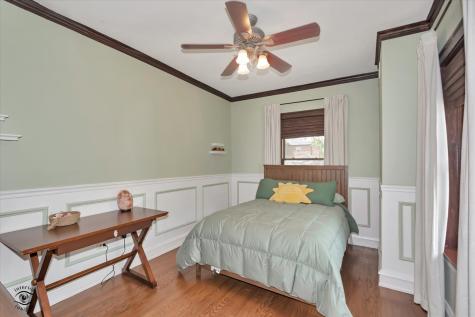10516 South Seeley Avenue Chicago IL 60643