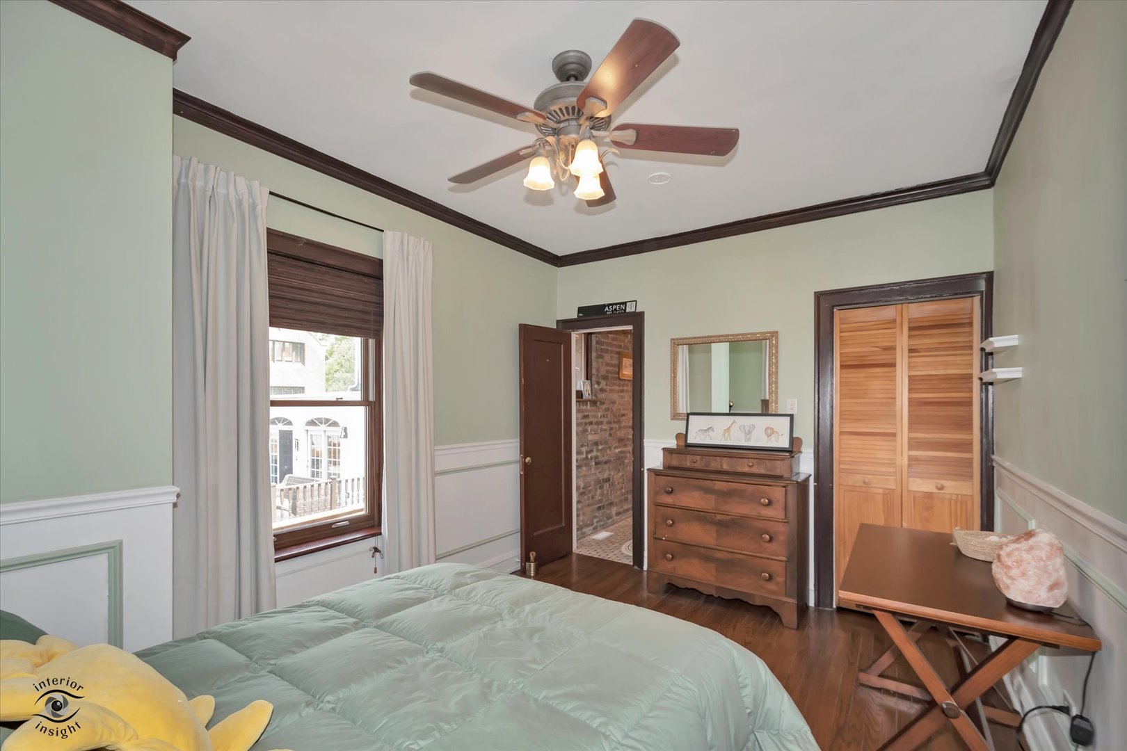 10516 South Seeley Avenue Chicago IL 60643