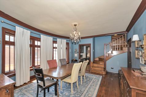 10516 South Seeley Avenue Chicago IL 60643