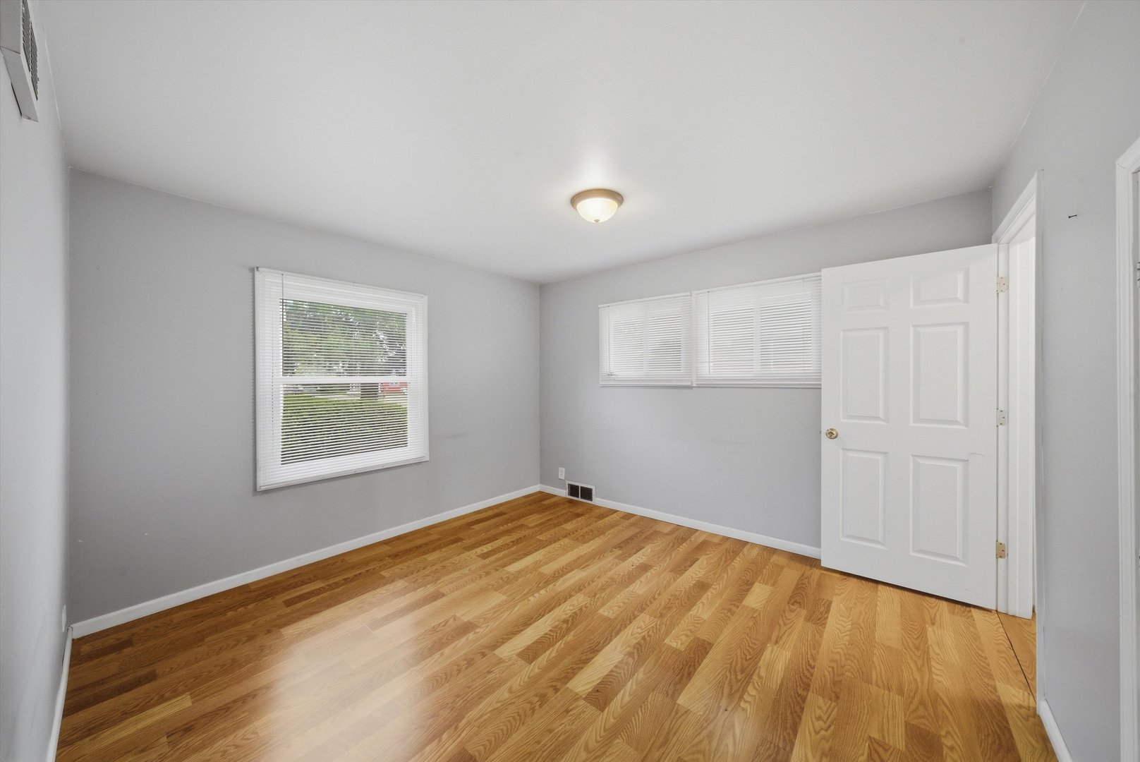 1517 East Roosevelt Road Wheaton IL 60187