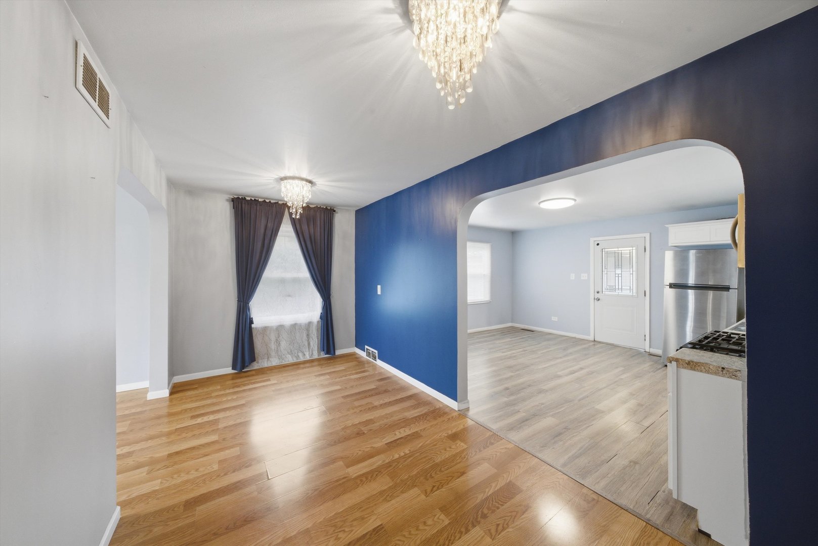 1517 East Roosevelt Road Wheaton IL 60187
