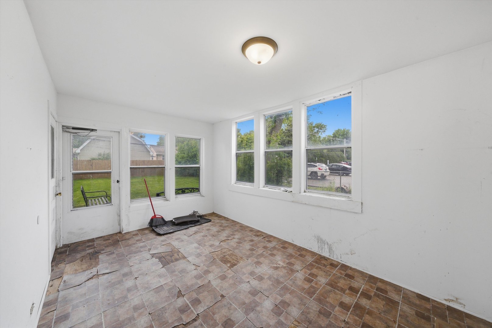 1517 East Roosevelt Road Wheaton IL 60187