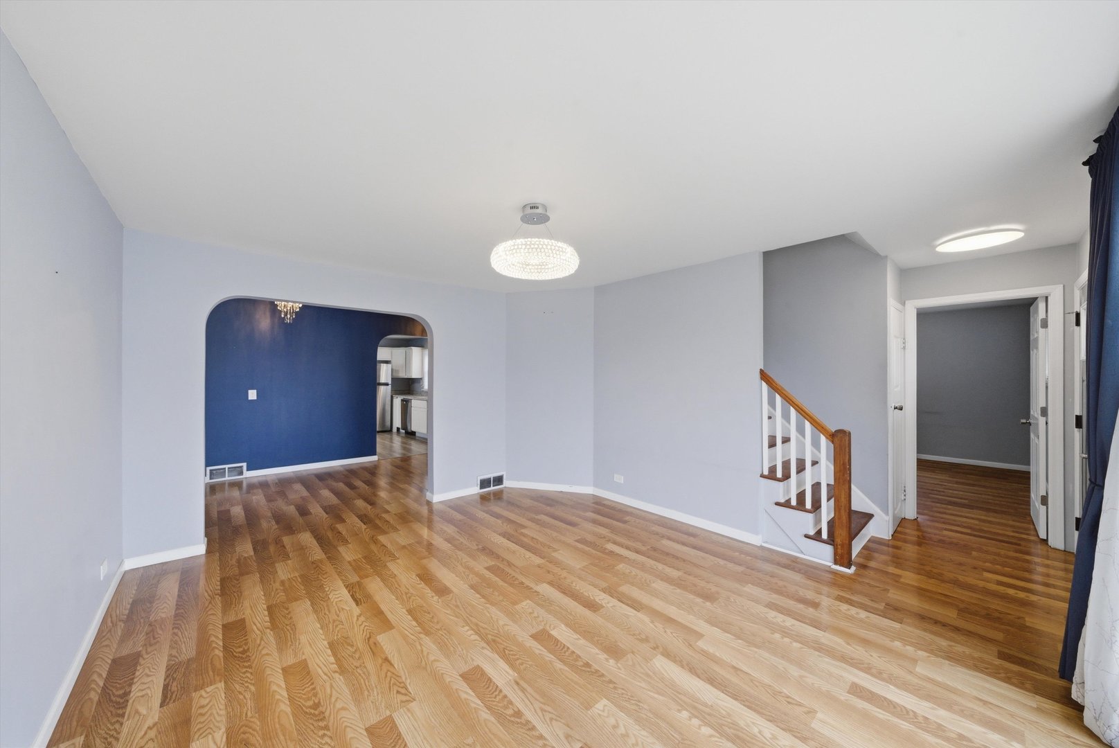1517 East Roosevelt Road Wheaton IL 60187