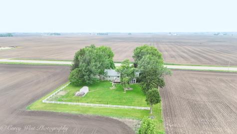 8994 Illinois Route 64 Sycamore IL 60178