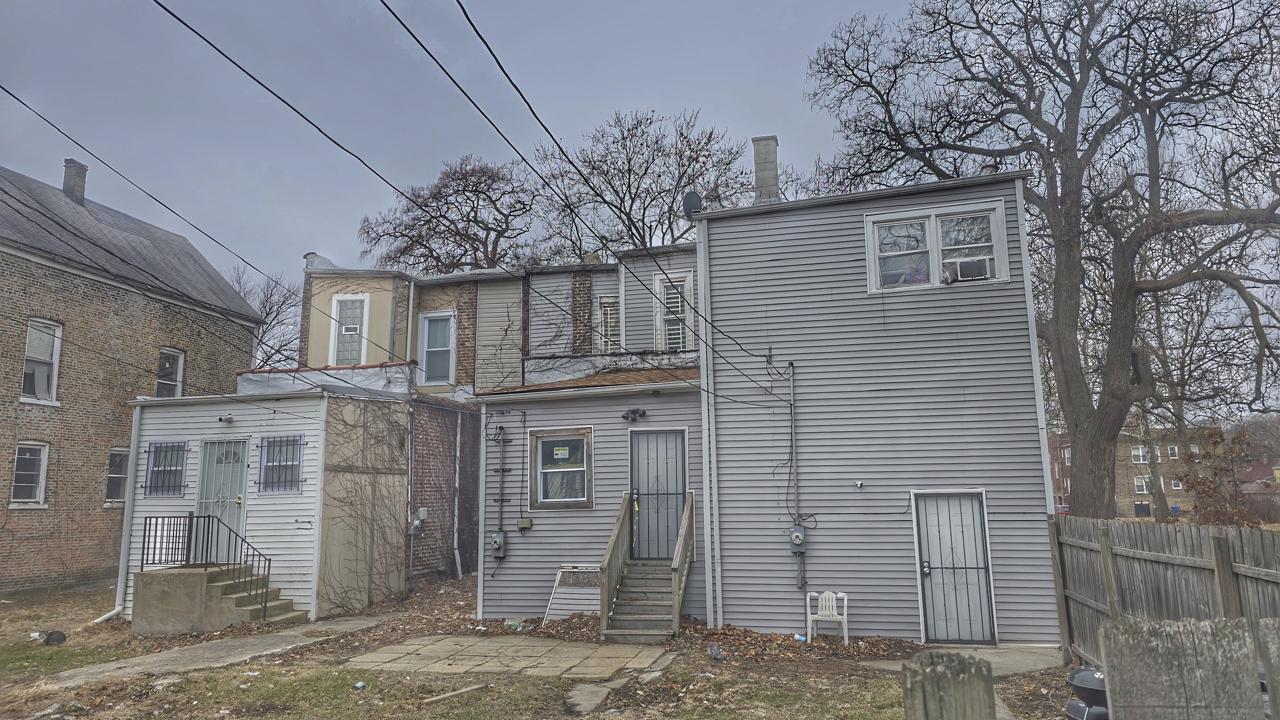 8101 South Muskegon Avenue Chicago IL 60617