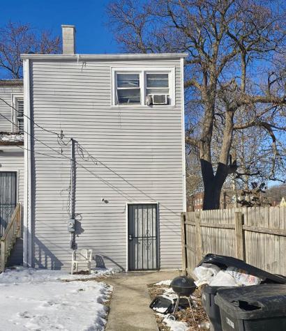 8101 South Muskegon Avenue Chicago IL 60617