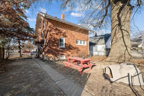 4202 10TH Avenue Moline IL 61265