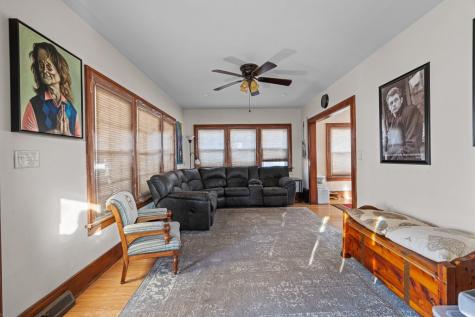 4202 10TH Avenue Moline IL 61265