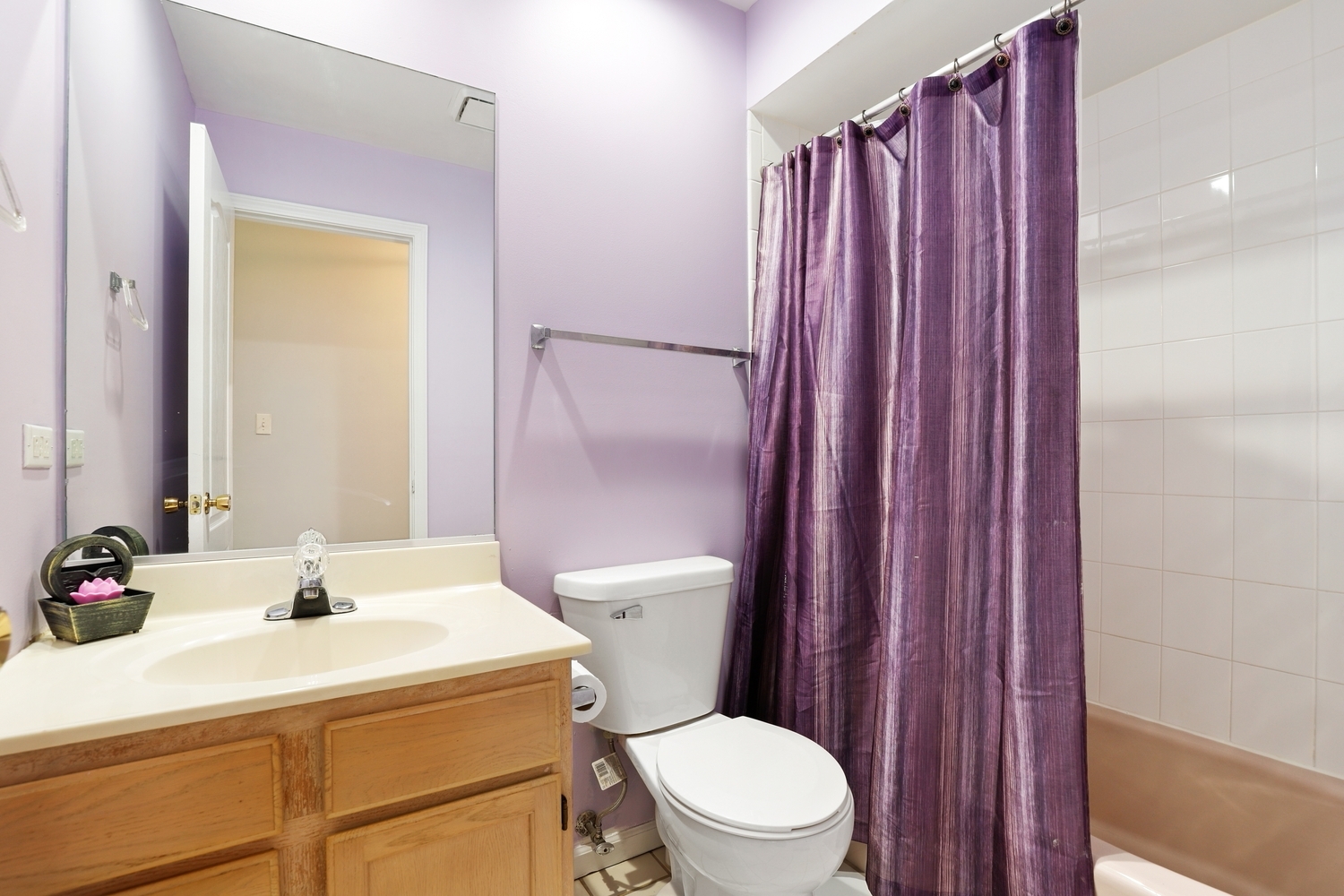 1004 Hamlet Road Naperville IL 60564