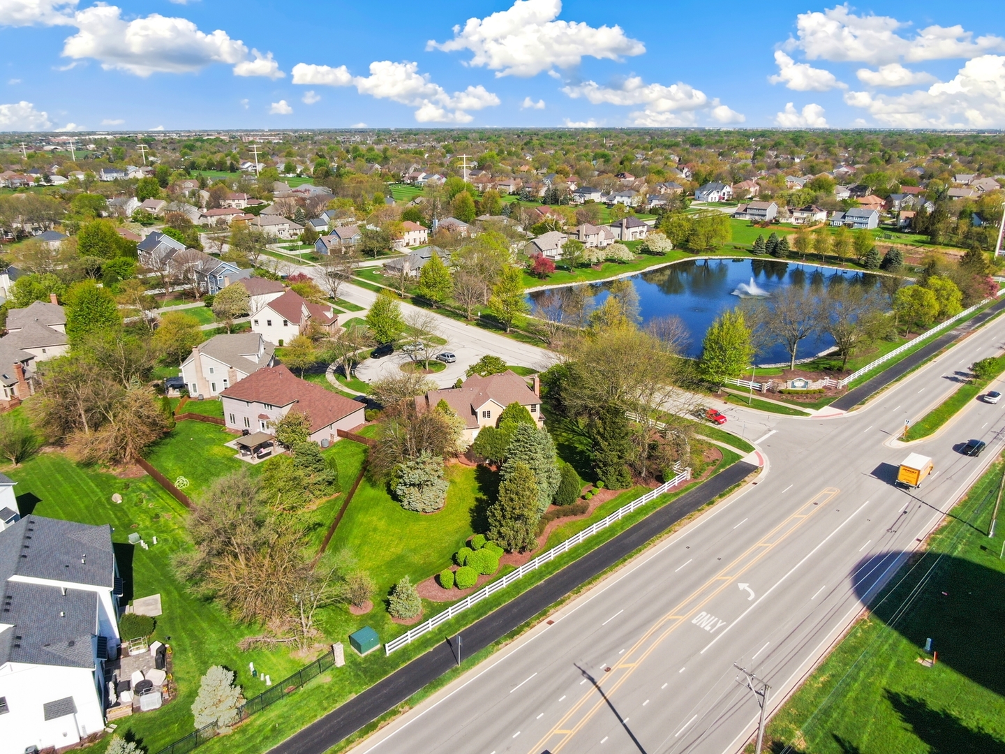 1004 Hamlet Road Naperville IL 60564