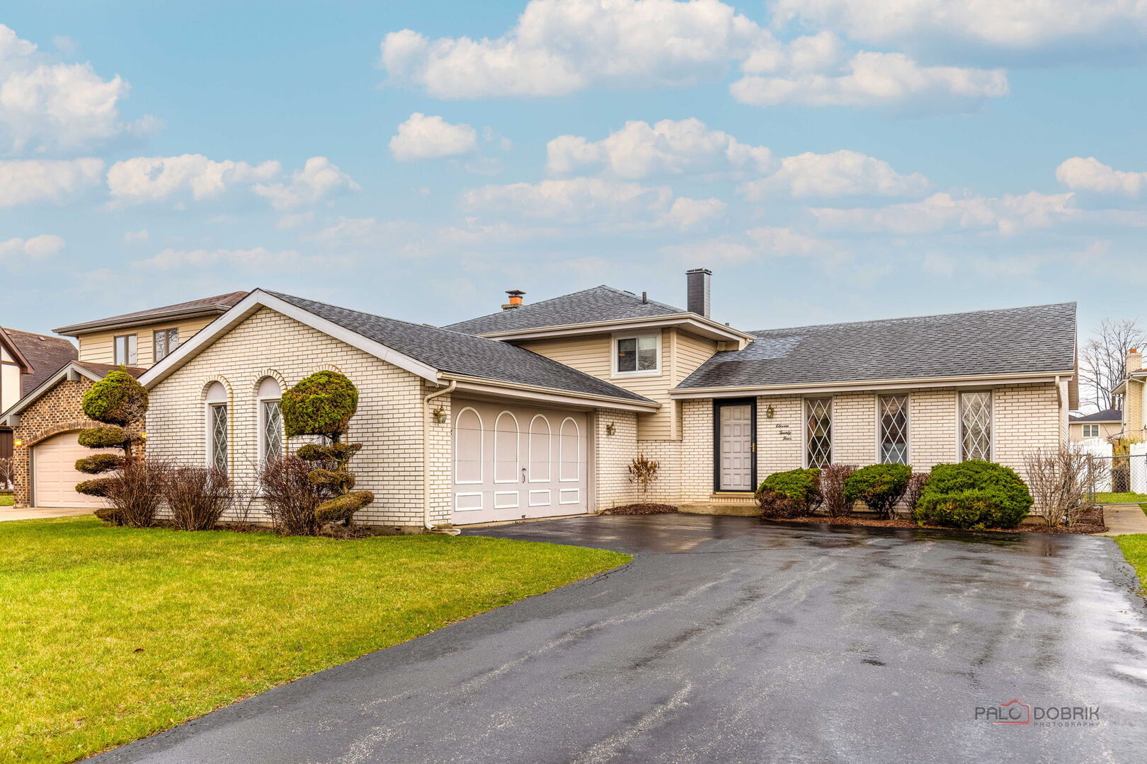 1124 North Anvil Court Addison IL 60101