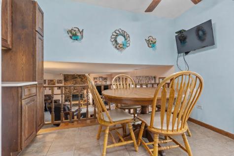 1124 North Anvil Court Addison IL 60101