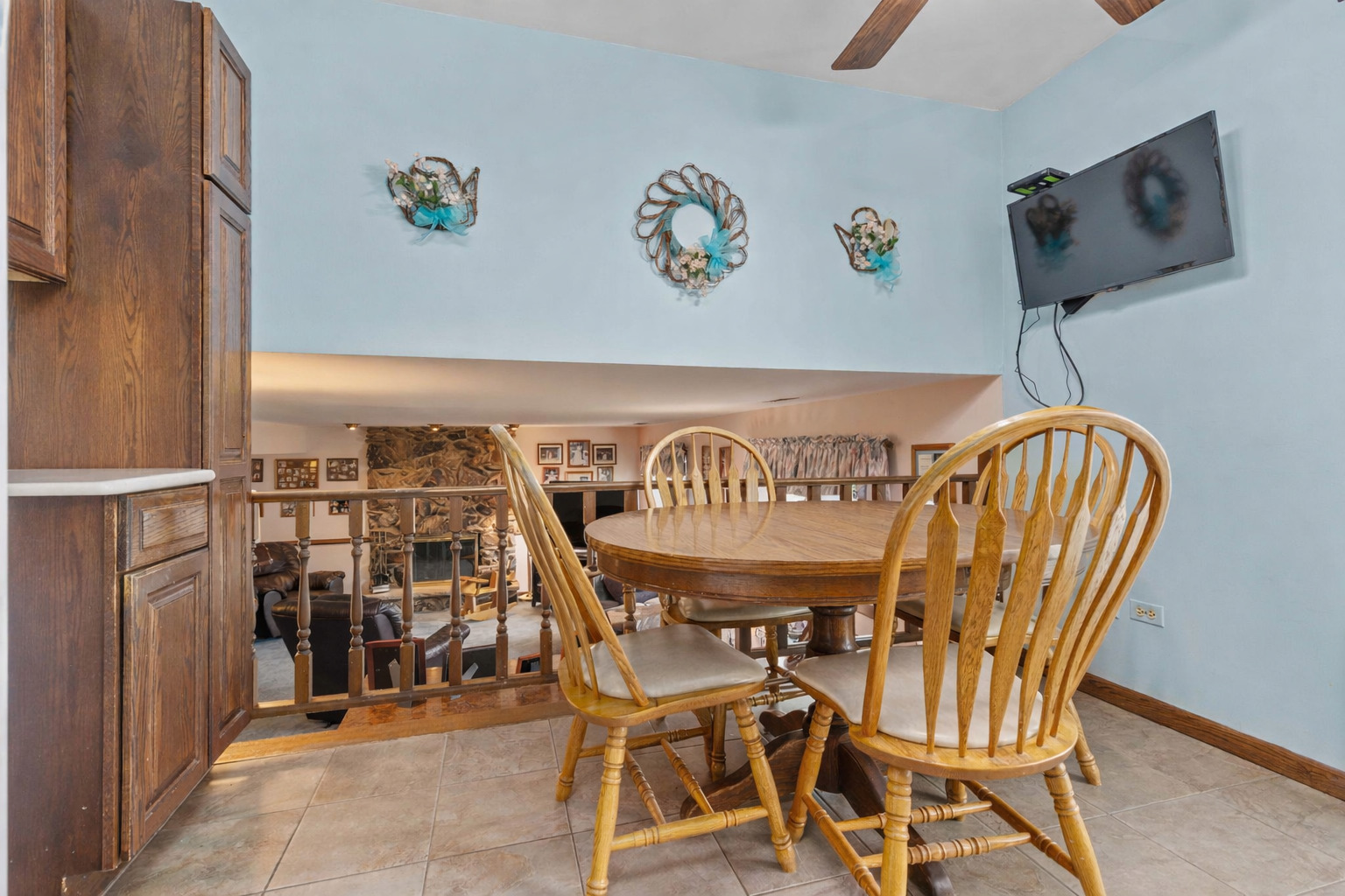 1124 North Anvil Court Addison IL 60101