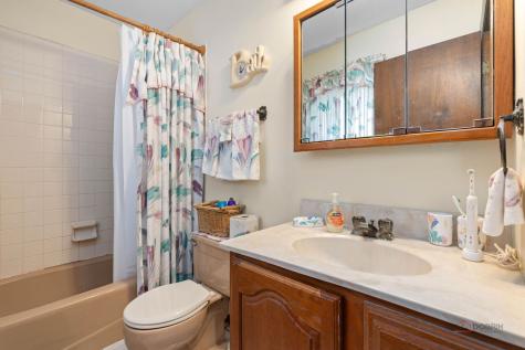 1124 North Anvil Court Addison IL 60101