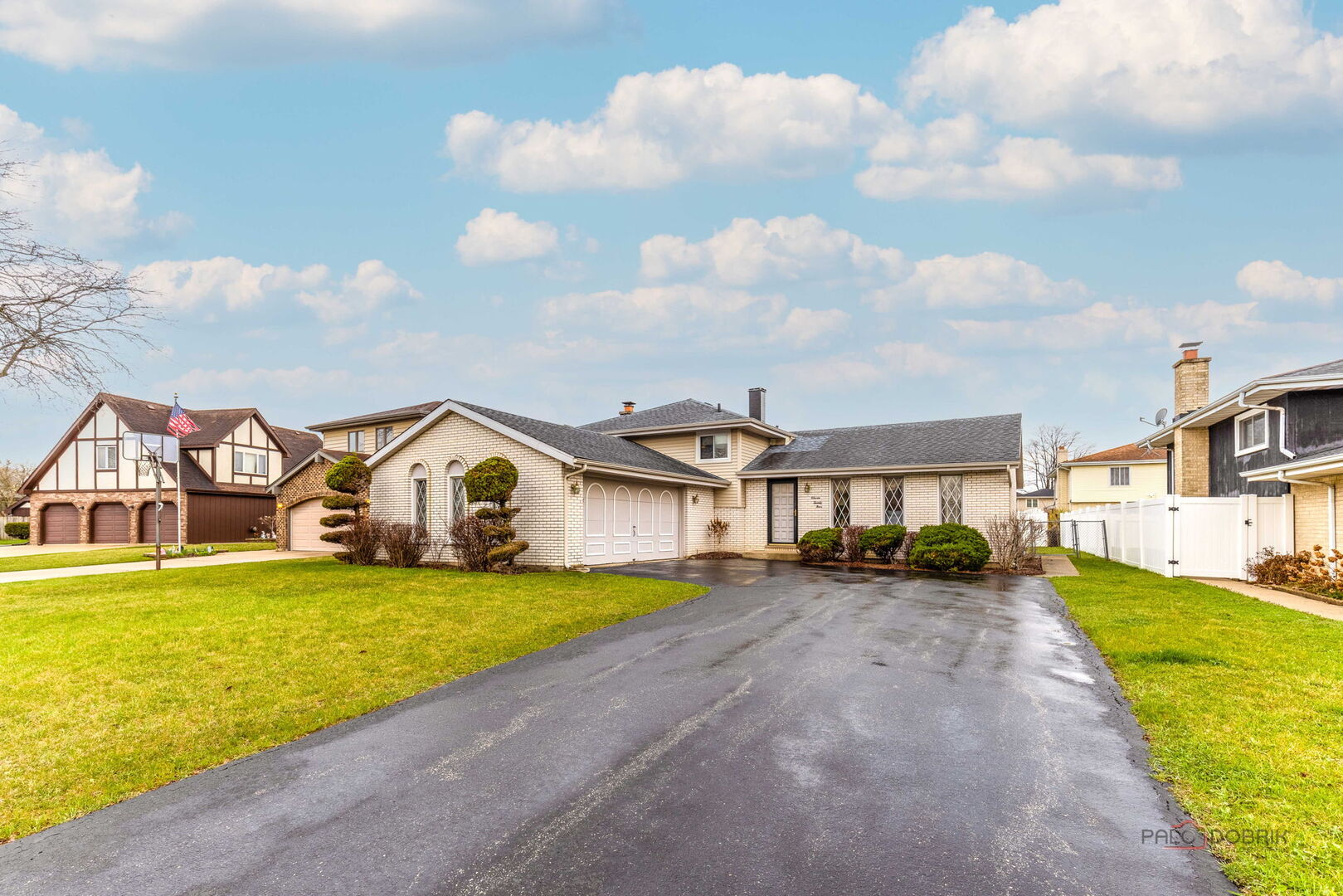 1124 North Anvil Court Addison IL 60101