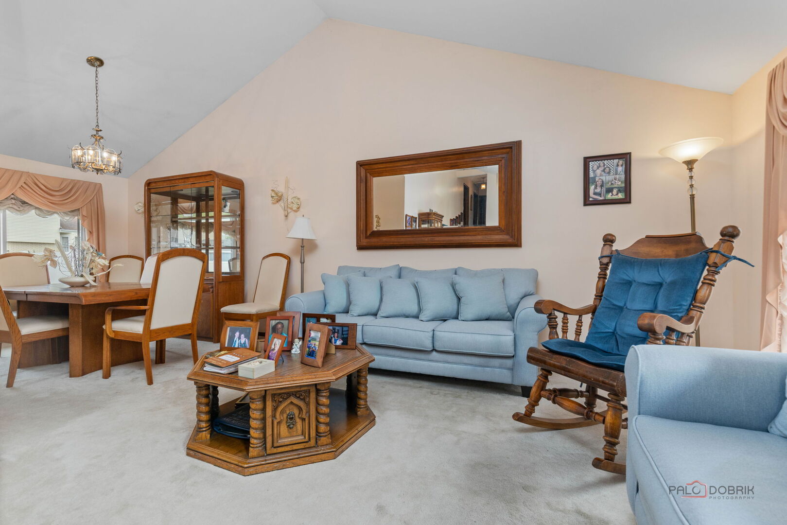 1124 North Anvil Court Addison IL 60101