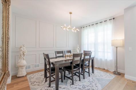 4 Forest Cove Court Streamwood IL 60107