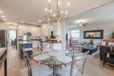 4 Forest Cove Court Streamwood IL 60107