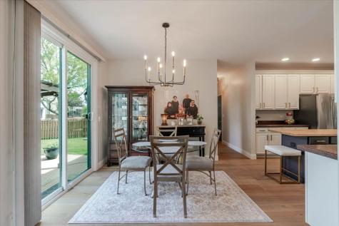 4 Forest Cove Court Streamwood IL 60107