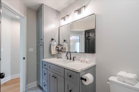 4 Forest Cove Court Streamwood IL 60107