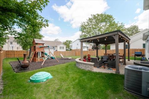 4 Forest Cove Court Streamwood IL 60107