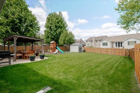 4 Forest Cove Court Streamwood IL 60107
