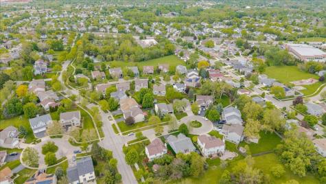 4 Forest Cove Court Streamwood IL 60107