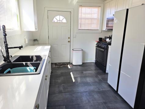 5254 West Monroe Street Chicago IL 60644