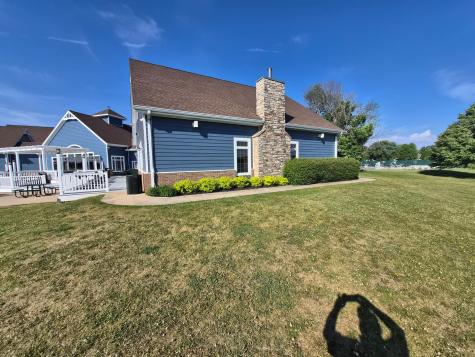110 Falcon Way Poplar Grove IL 61065