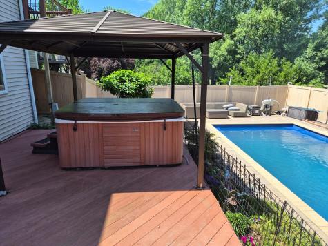 110 Falcon Way Poplar Grove IL 61065