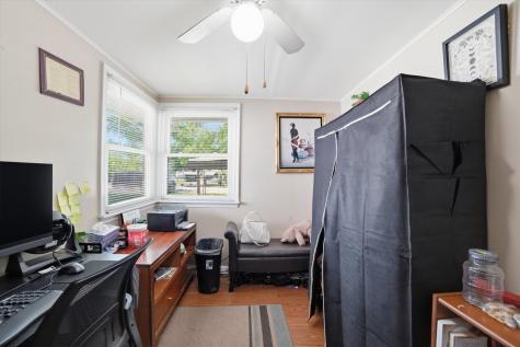 2406 Blossom Street Joliet IL 60435