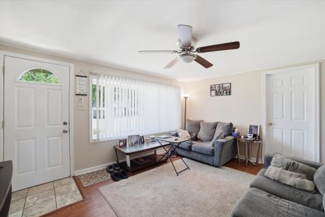 2406 Blossom Street Joliet IL 60435