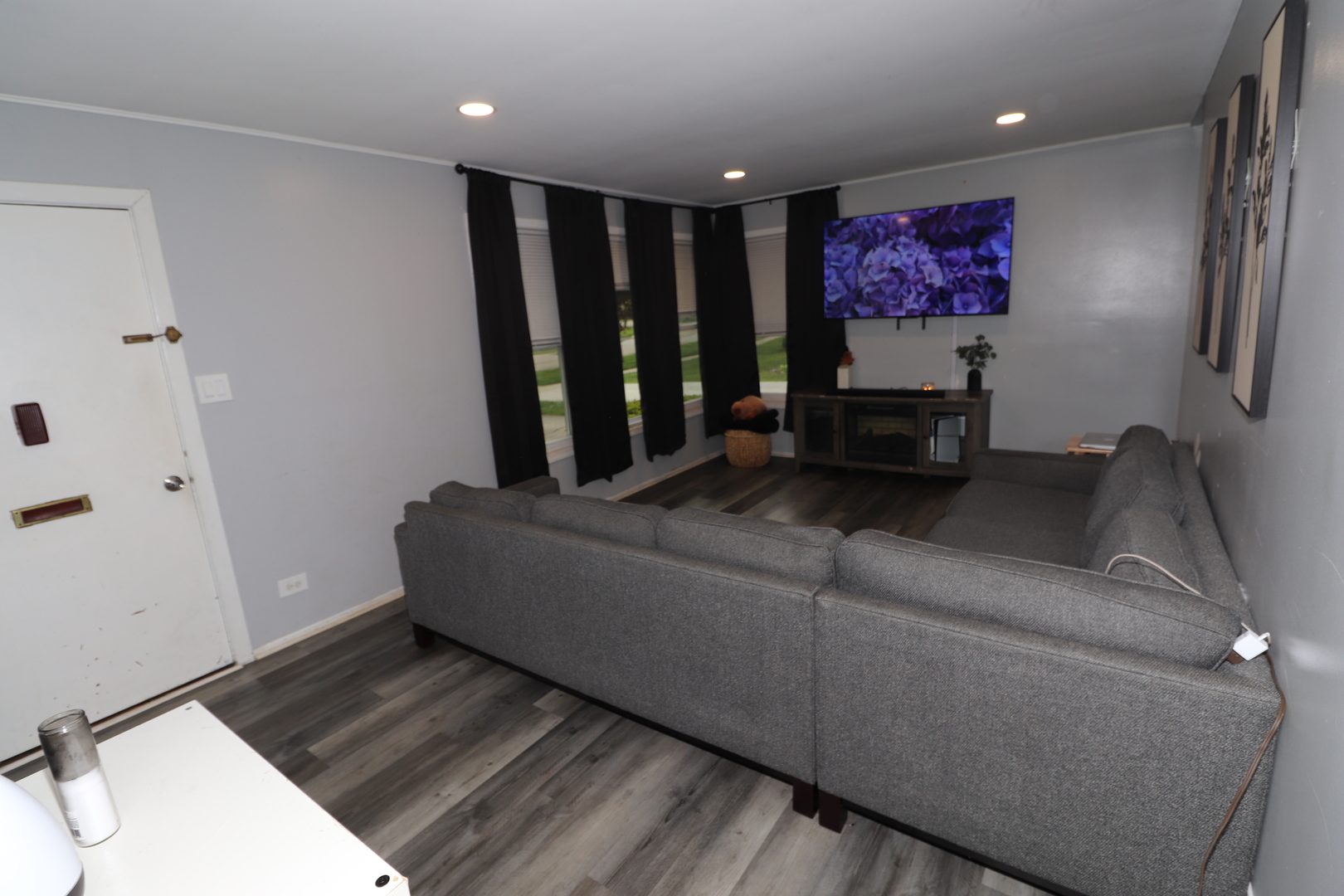 2702 Saint James Street Rolling Meadows IL 60008