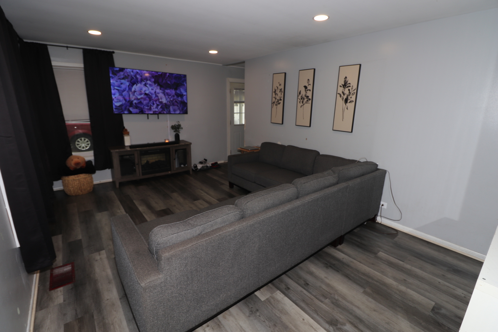 2702 Saint James Street Rolling Meadows IL 60008