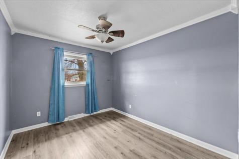 212 North 7th Street Cissna Park IL 60924