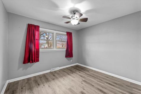 212 North 7th Street Cissna Park IL 60924