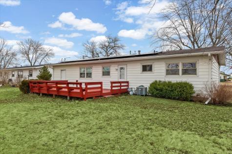 212 North 7th Street Cissna Park IL 60924