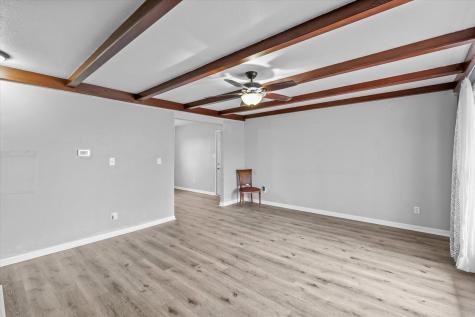 212 North 7th Street Cissna Park IL 60924