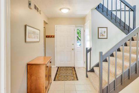244 Coventry Court Bloomingdale IL 60108