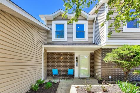 244 Coventry Court Bloomingdale IL 60108