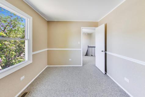244 Coventry Court Bloomingdale IL 60108