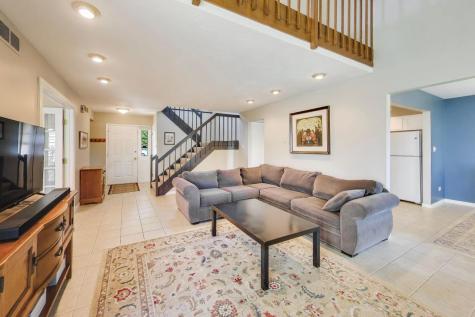 244 Coventry Court Bloomingdale IL 60108