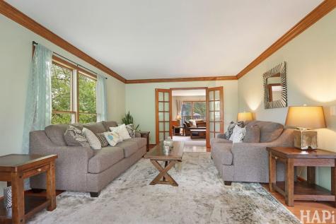 10N775 Muirhead Road Elgin IL 60124